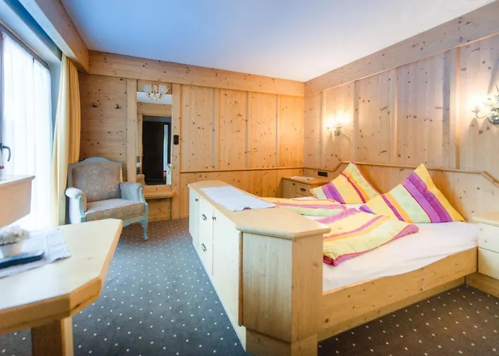 Alpenheim Simone Guest house 3*